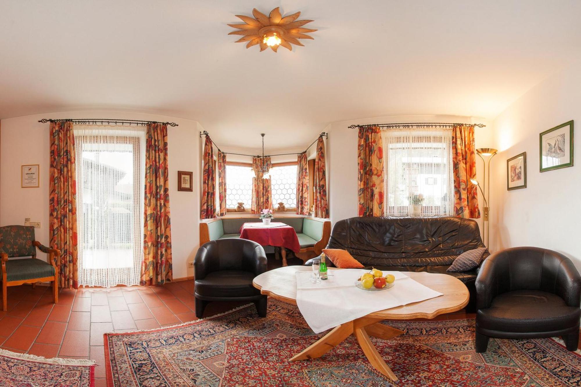 Fruehlingshof Appartement Reit im Winkl Buitenkant foto